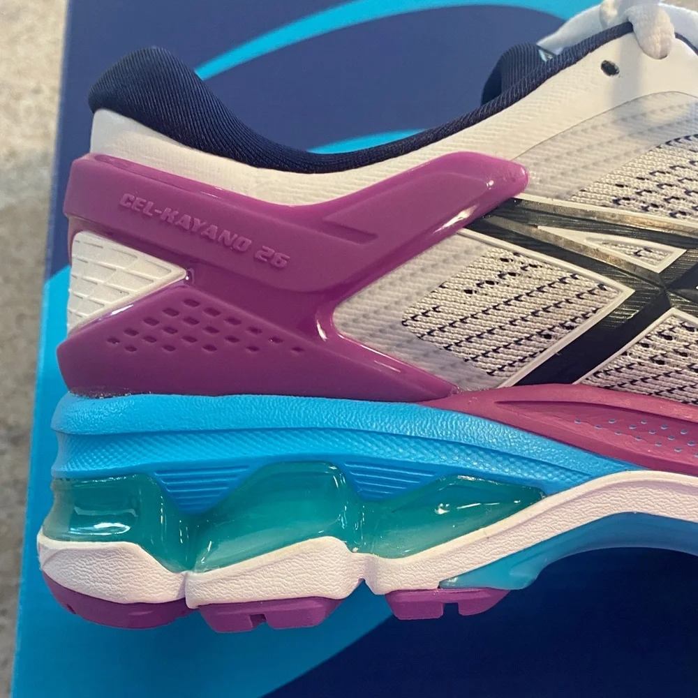 Asics Women's Gel-Kayano 26 - Picture 11 of 12